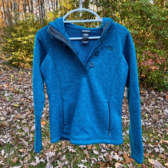 The North Face Crescent Sunshine Sweater Hoodie - Picture 7 of 7